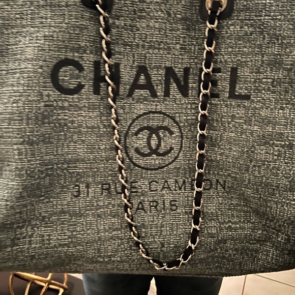 Chanel Deauville X-Large Dark Grey Tweed - Picture 3 of 15